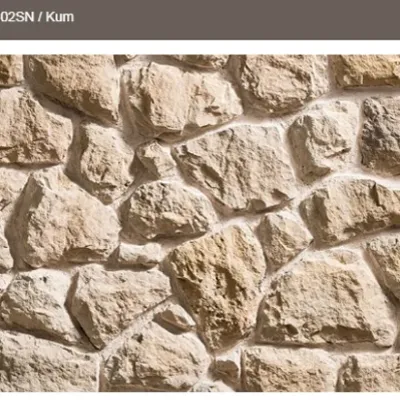 Ferah kum rengi dokusuyla modern duvar kaplama taşı.